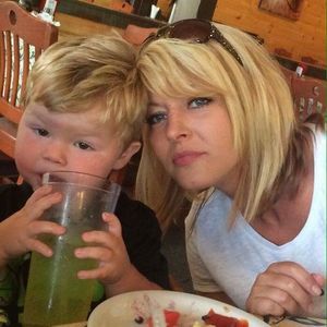 Meet your Posher, Crystal